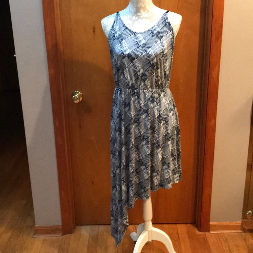 NWOT Mossimo asymmetrical hem dress. Size L
